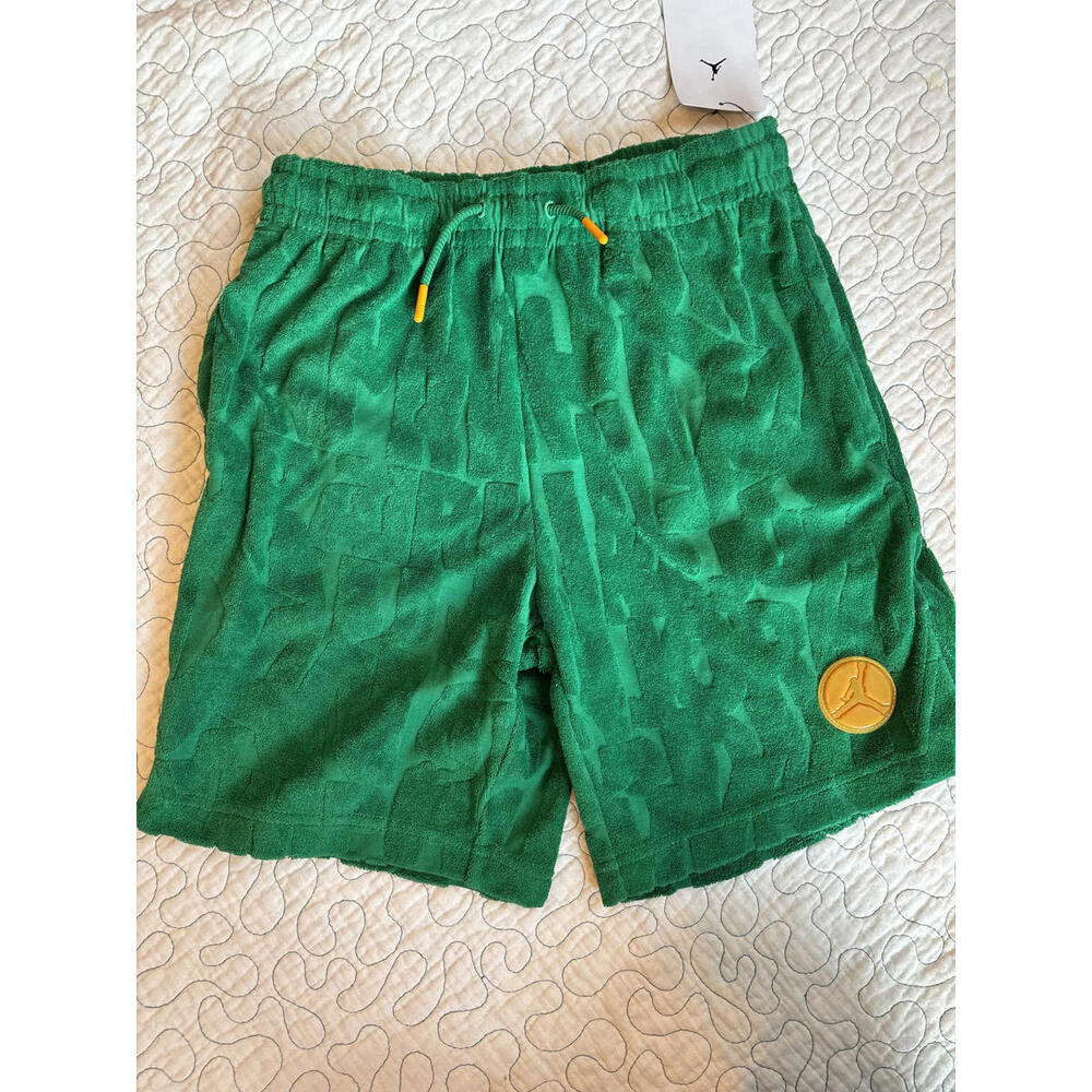 Jordan‎ Boy's Green Casual Shorts with Logo Patch Size Medium #729 [COPY]